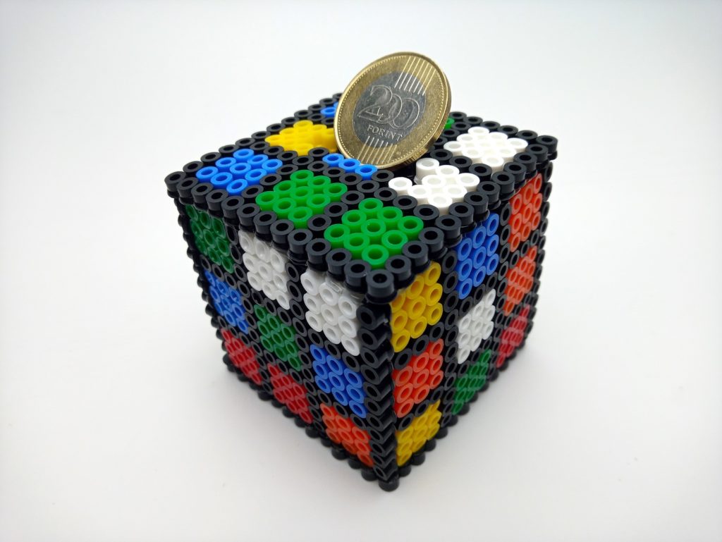 Rubik Kocka Persely