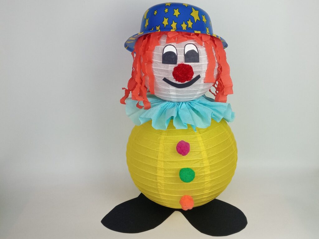 Farsangi lampion bohoc készen