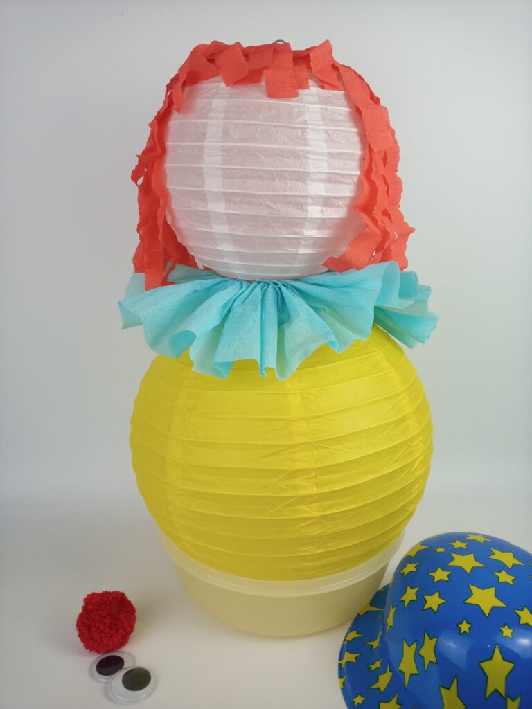 Farsangi lampion bohoc osszeallitva